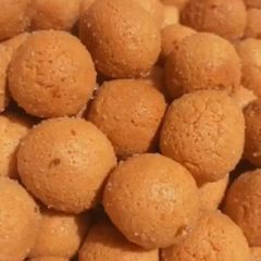 A picture of Coconut milk balls(gullisuwa).
