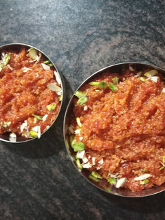 ગાજર નો હલવો(Carrot halwa recipe in Gujarati) રેસીપી મુખ્ય ફોટો