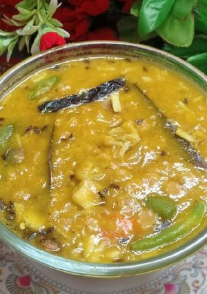 নারকেল কোরা দিয়ে ছোলার ডাল রেসিপির প্রধান ছবি