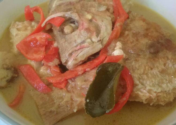 Resep Kakap Bumbu Kuah Kuning yang nikmat