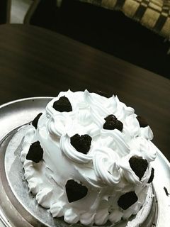ચોકલેટ કેક (Chocolate cake recipe in Gujarati) રેસીપી મુખ્ય ફોટો