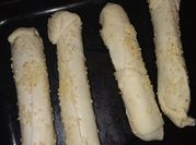 Una foto de masa de chaparritas al horno
