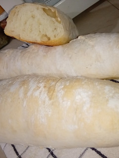 Una foto de Pan baguette