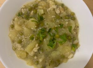 Foto principal de Patatas en salsa verde veganas