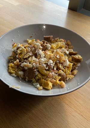 Foto resep Skillet Sosis Telur Sederhana