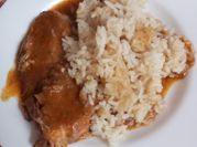 Una foto de masas de cerdo frita