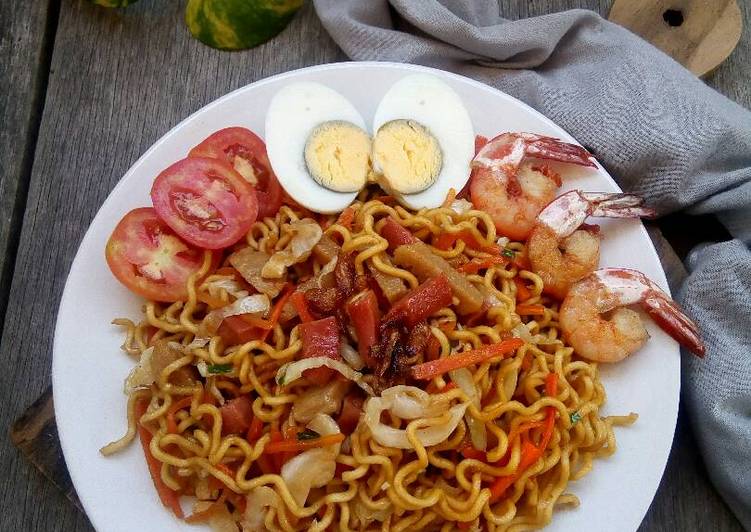 Langkah Mudah untuk Membuat (23)Mie goreng spesial #selasabisa yang Sempurna