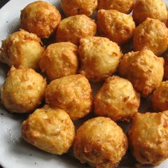 A picture of Fried Hash Brown Bites.