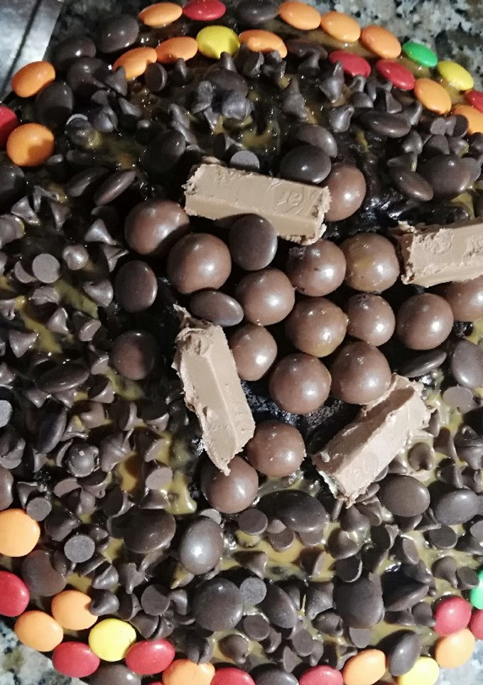 Una foto de Torta de chocolate y más chocolate