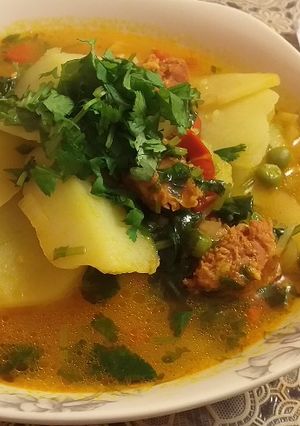 Una foto de Sopa de longaniza