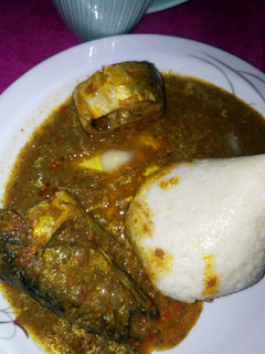 A picture of Semo/dry okro with Tamba pap.