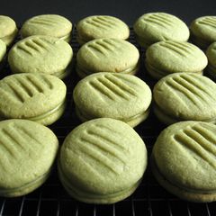 A picture of Matcha Melting Moments.