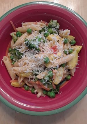 A picture of Pasta Primavera.