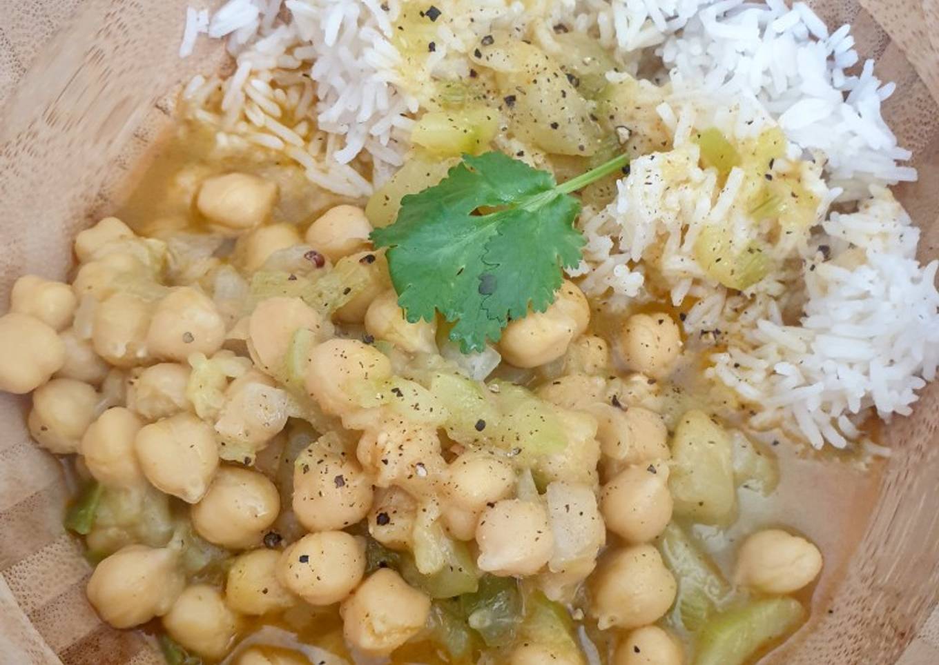 Garbanzos vegetarianos al curry con Mambo