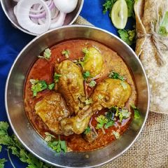 A picture of Alo chicken gravy.
