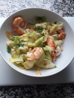 Una foto de Calabacines con gambas
