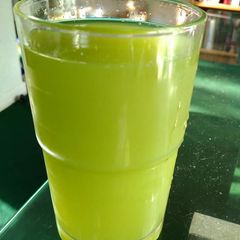 A picture of Cucumber,Lime and Ginger drink.