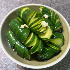 Non-spicy accordion cucumber salad 🥒 A picture of Non-spicy accordion cucumber salad 🥒.