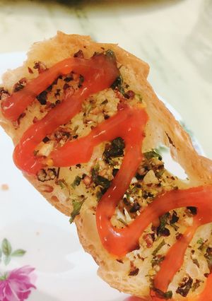 Hình của món Bánh mì nướng bơ tỏi.