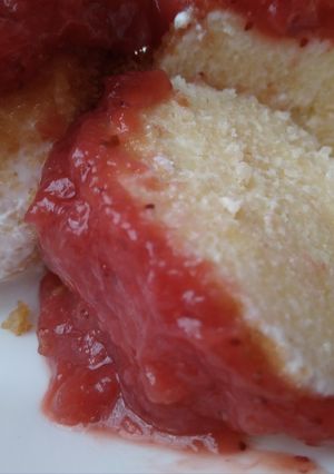 Túrógombóc eperlekvárral recept fotója