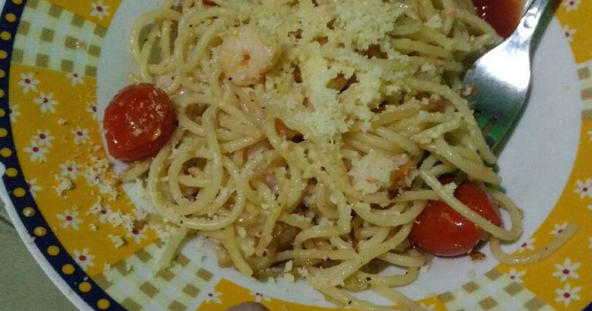  Resep  Aglio  olio  seadanya oleh Echi Decoy Cookpad