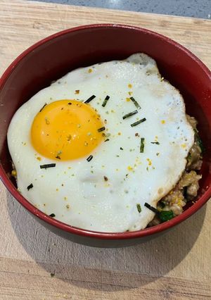 A picture of Savoury Breakfast Oats.
