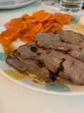 Cena rápida y riquísima: Boniato en microondas y filetes