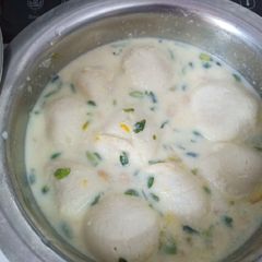 A picture of Rasmalai.