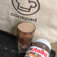 A picture of Nutella banana shake.