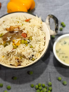 વેજીટેબલ પુલાવ (Veg Pulao Recipe in Gujarati) રેસીપી મુખ્ય ફોટો