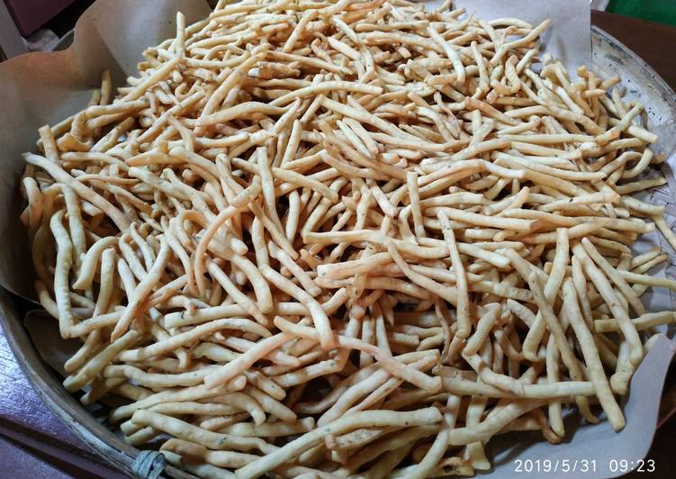 Resep Stik sledri kriuk anti patah 😄 yang Bisa Manjain Lidah