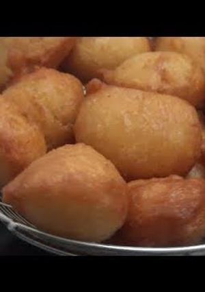 A picture of Peppered puff puff.