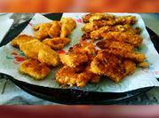 Una foto di bocconcini di petto di pollo