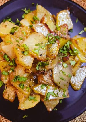 A picture of Creamy zeera Aloo.