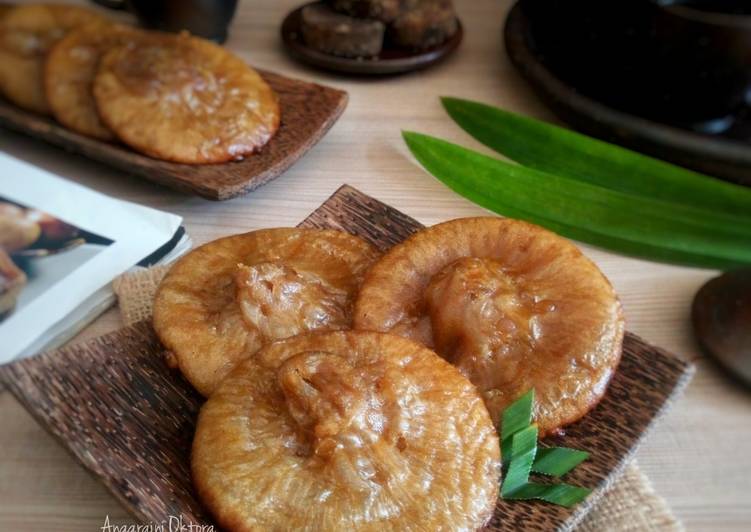 Kue Cucur