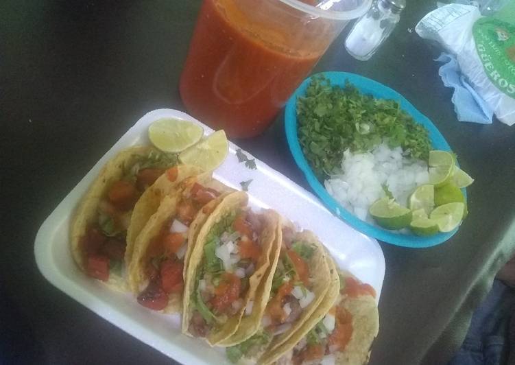 Tacos surtidos 🇲🇽🇲🇽🇲🇽 🌮🌮🌮 / assorted tacos