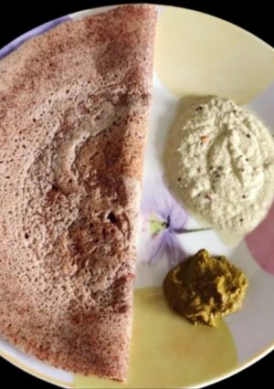 A picture of Whole ragi dosa.