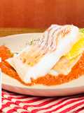 Bacalao al horno con Salsa Romesco