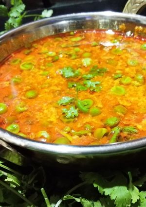 खोया मटर (Khoya Matar recipe in Hindi) रेसिपी मुख्य फोटो
