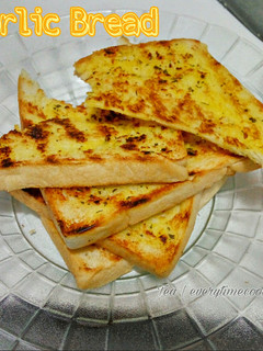 Foto resep [Recook] Simple Garlic Bread