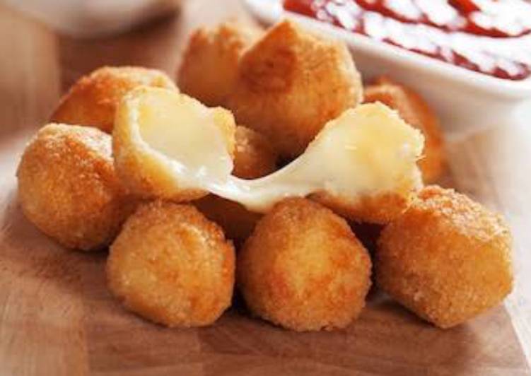 Recipe of Yummy Cheesy Cheese balls