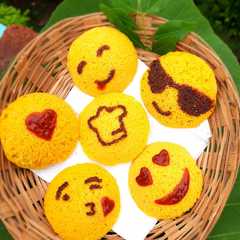 A picture of Idli Khaman Emoji.