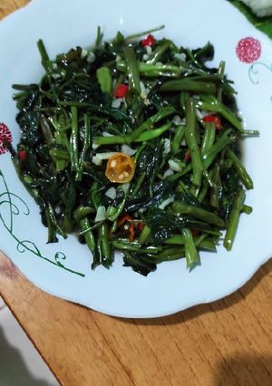 Foto resep Tumis Kangkung Bawah Putih
