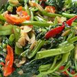 Tumis kangkung rebon