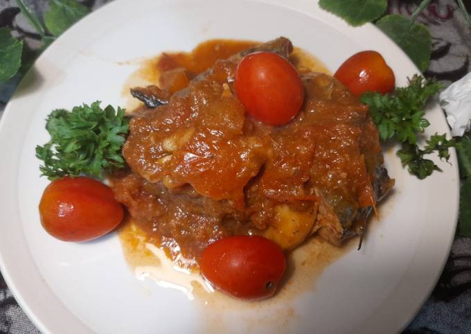 Yuk intip, Cara  bikin Ikan Makarel Saus Tomat dijamin sempurna