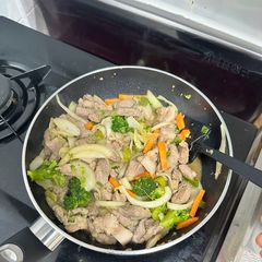 A picture of Soy sauce stir-fry (Galbi Style).