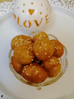 صورة لوصفة لقيمات بالعسل 🍯