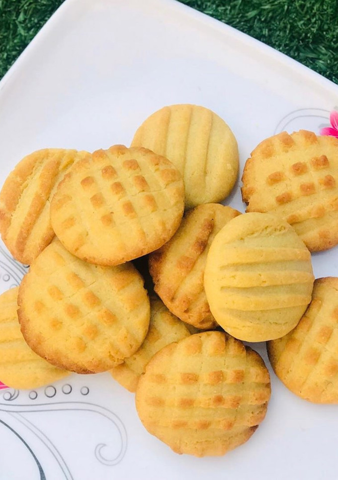A picture of Milk cookies.