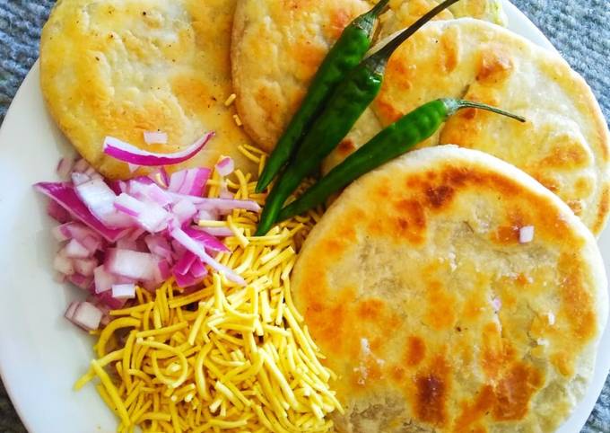 Famous Shegoan Kachori but tawa fried