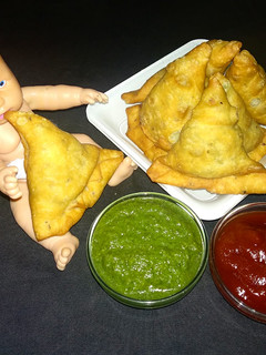 મીની સમોસા રેસીપી મુખ્ય ફોટો